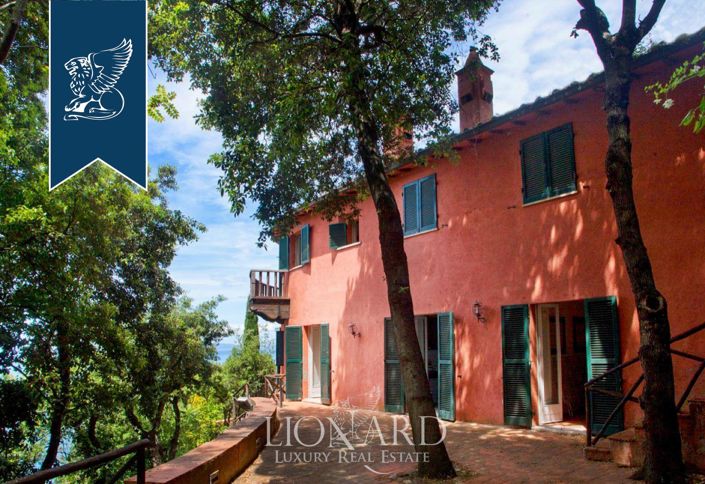 Image No.11-10 Bed Villa for sale