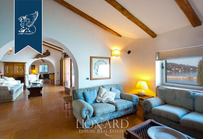 Image No.16-10 Bed Villa for sale