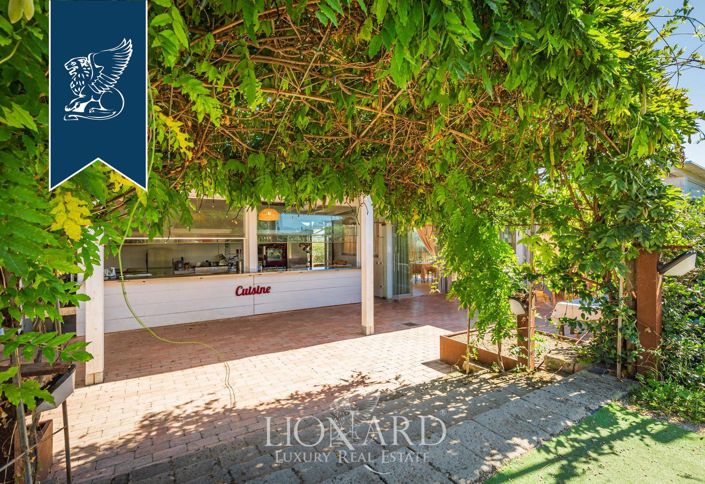 Image No.16-Ferme de 10 chambres à vendre à Orbetello