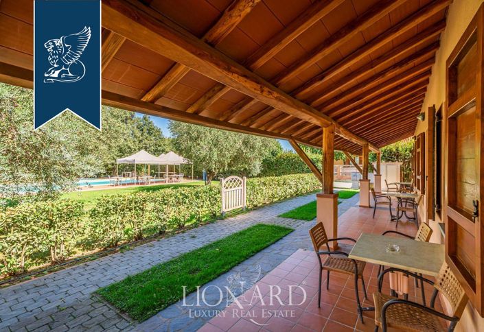 Image No.8-Ferme de 10 chambres à vendre à Orbetello