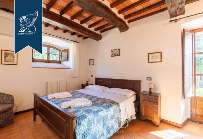 Image No.18-20 Bed Hotel for sale