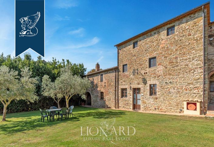 Image No.8-20 Bed Hotel for sale