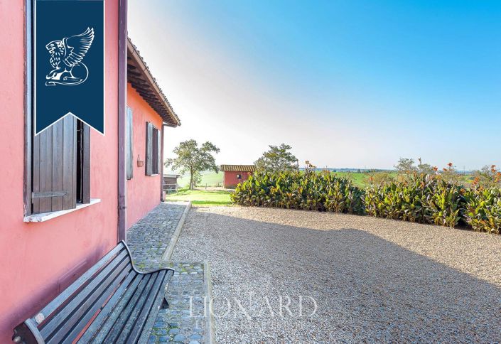 Image No.17-Ferme de 8 chambres à vendre à Rome