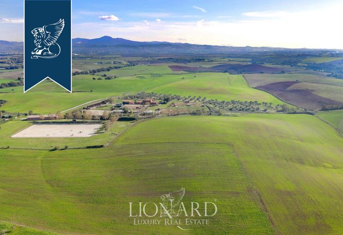 Image No.3-Ferme de 8 chambres à vendre à Rome