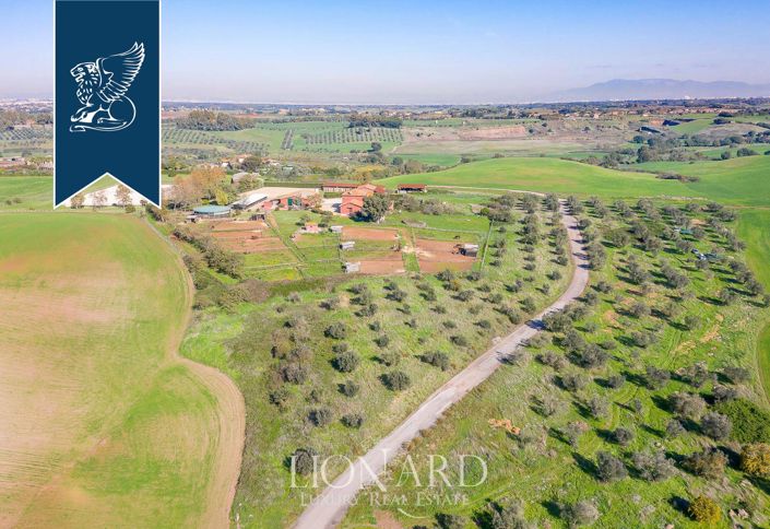 Image No.4-Ferme de 8 chambres à vendre à Rome