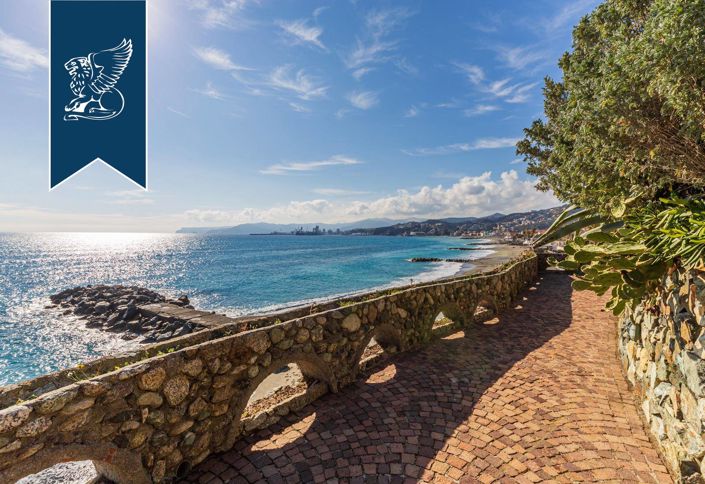 Image No.15-Villa de 8 chambres à vendre à Albisola Superiore