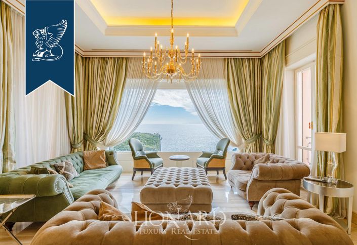 Image No.18-Villa de 8 chambres à vendre à Albisola Superiore