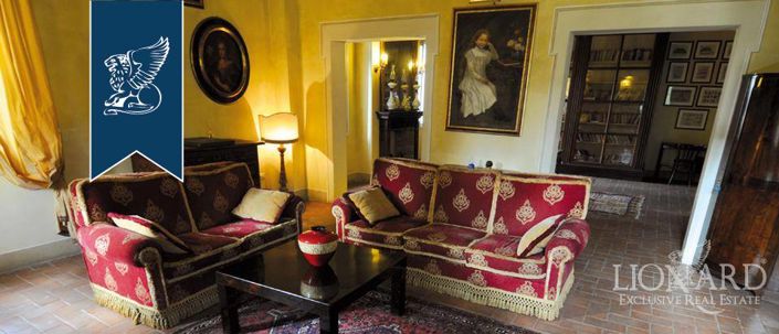 Image No.17-10 Bed Villa for sale