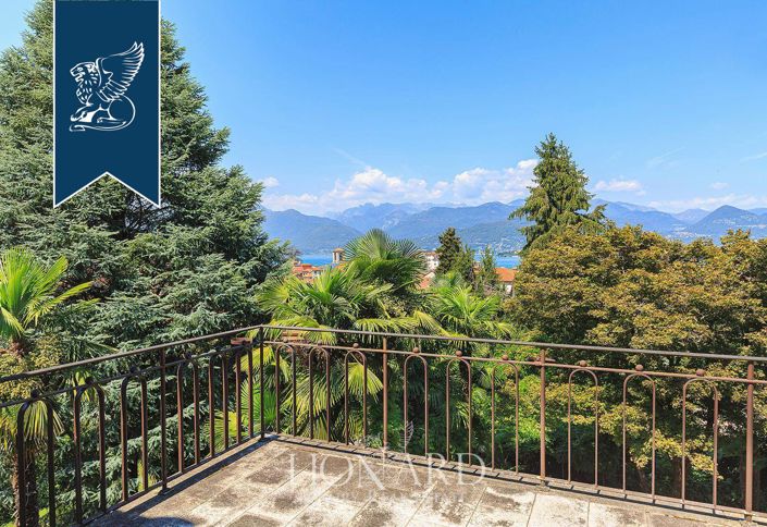 Image No.25-8 Bed Villa for sale