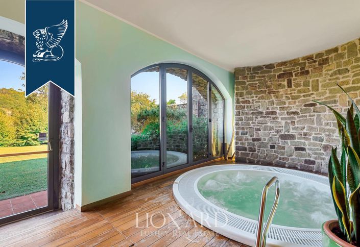 Image No.17-26 Bed Hotel for sale