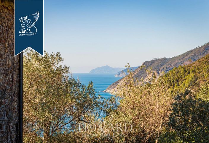 Image No.33-4 Bed Villa for sale