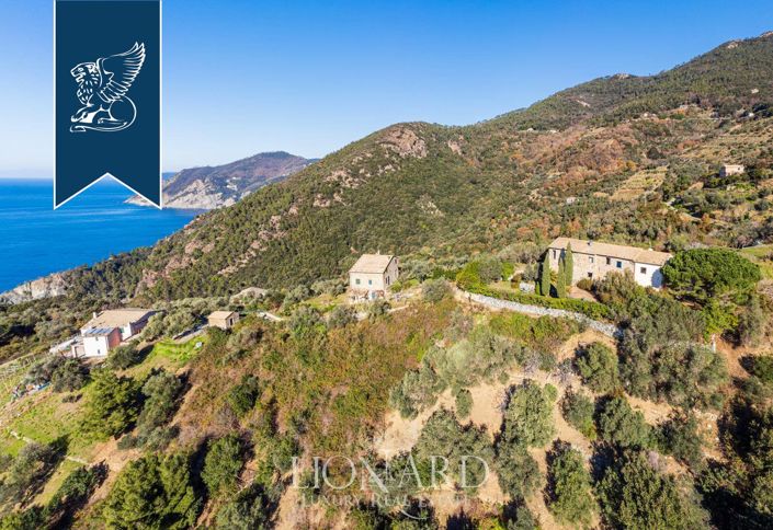 Image No.6-4 Bed Villa for sale