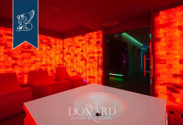 Image No.26-14 Bed Hotel for sale