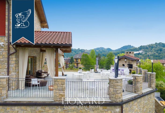 Image No.8-14 Bed Hotel for sale