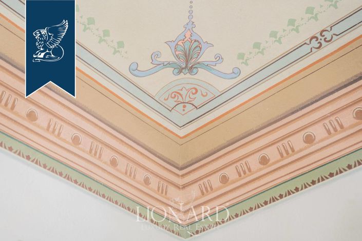 Image No.19-6 Bed Villa for sale