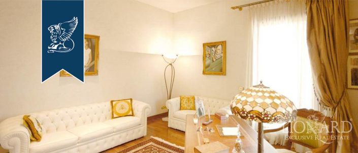 Image No.13-3 Bed Villa for sale