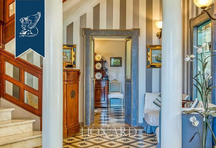 Image No.27-16 Bed Villa for sale