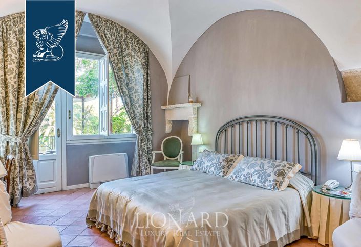 Image No.34-16 Bed Villa for sale