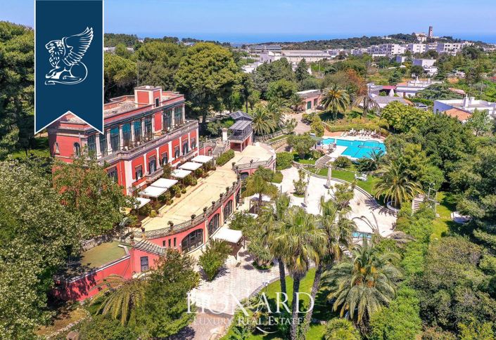 Image No.46-16 Bed Villa for sale