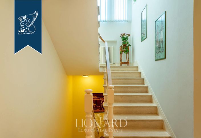 Image No.27-7 Bed Villa for sale