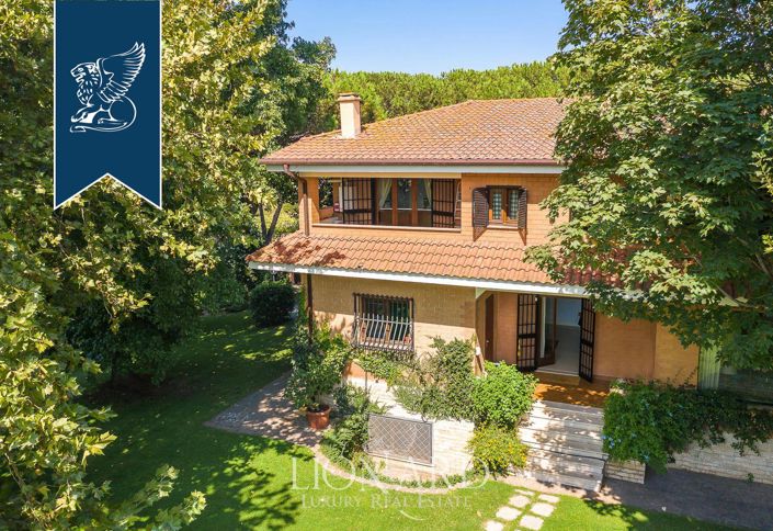 Image No.7-7 Bed Villa for sale