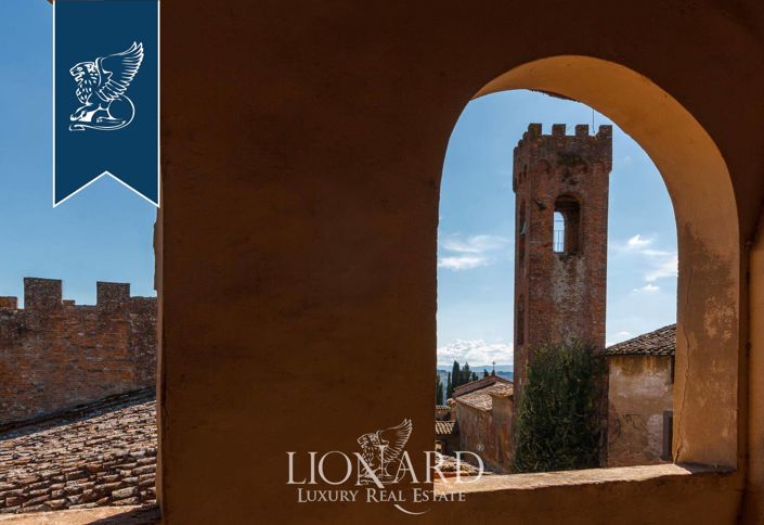 Image No.14-40 Bed Property for sale