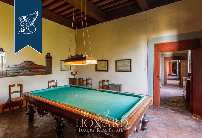 Image No.27-40 Bed Property for sale