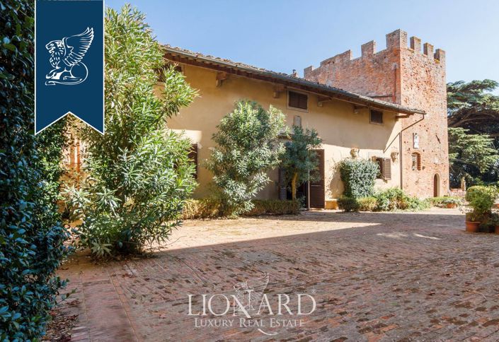 Image No.6-40 Bed Property for sale