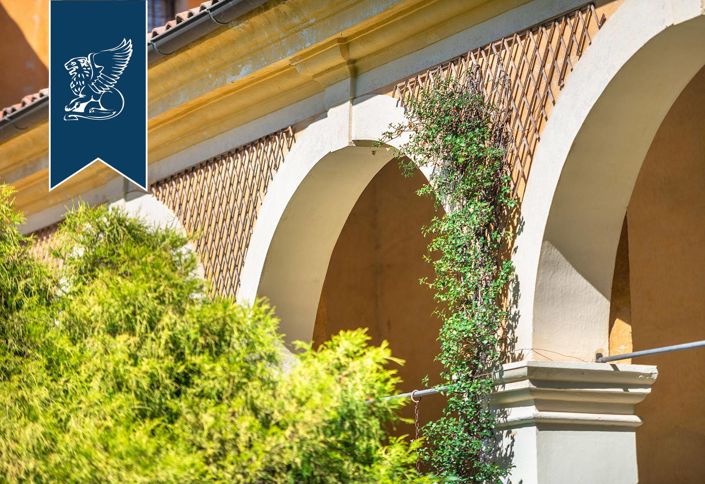 Image No.19-4 Bed Villa for sale