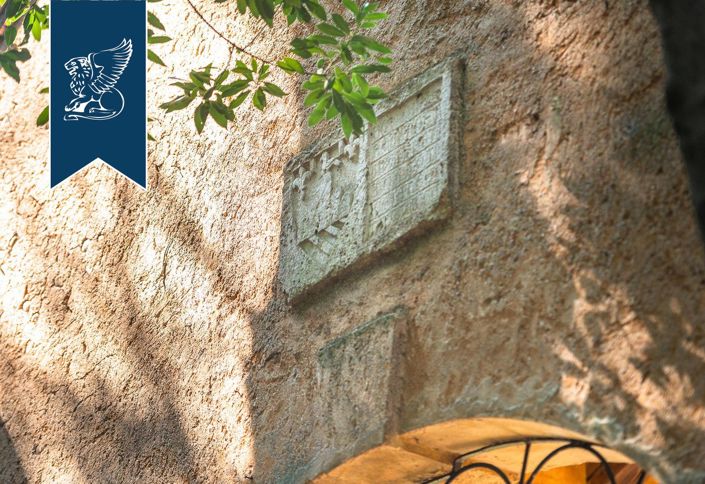 Image No.25-4 Bed Villa for sale