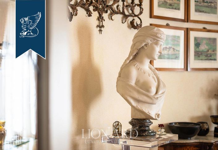 Image No.37-4 Bed Villa for sale