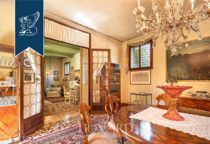 Image No.42-4 Bed Villa for sale