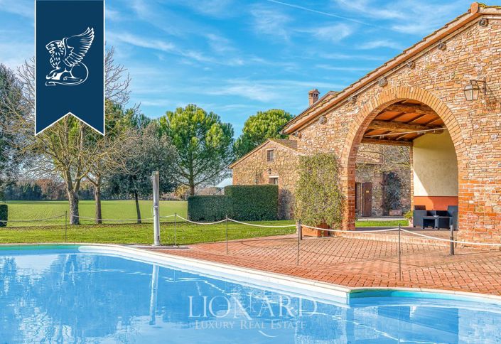 Image No.17-Ferme de 9 chambres à vendre à Bettona