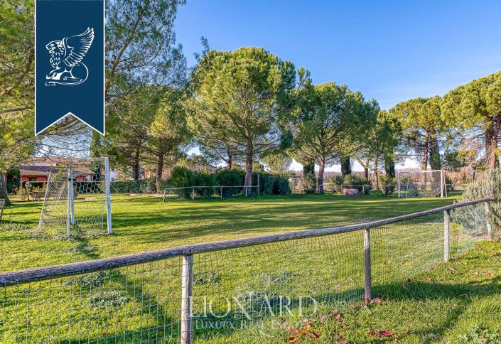 Image No.18-Ferme de 9 chambres à vendre à Bettona