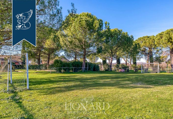 Image No.19-Ferme de 9 chambres à vendre à Bettona