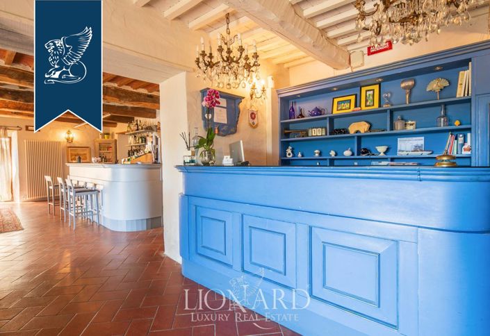 Image No.7-6 Bed Hotel for sale