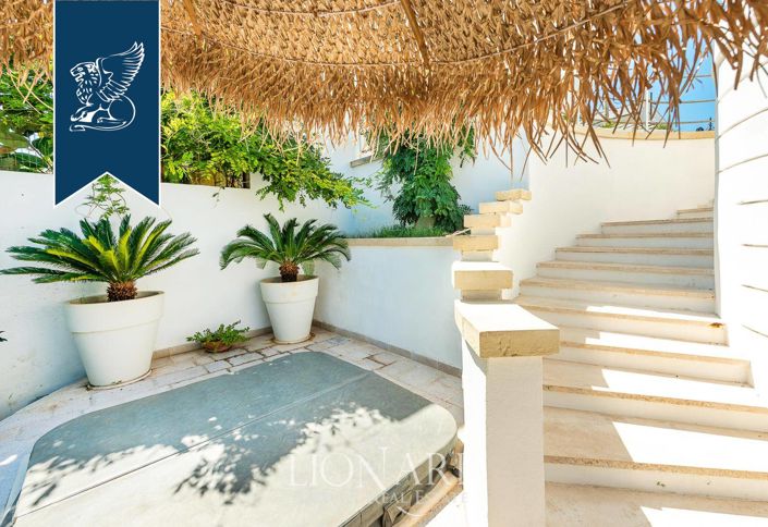 Image No.28-6 Bed Villa for sale