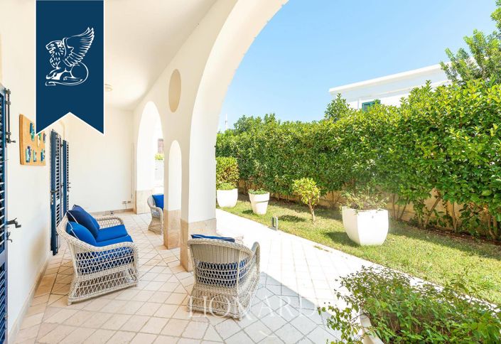 Image No.32-6 Bed Villa for sale