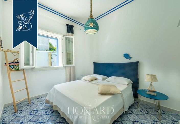 Image No.42-6 Bed Villa for sale