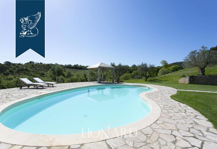 Image No.15-5 Bed Country House for sale