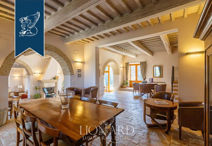 Image No.52-21 Bed Hotel for sale