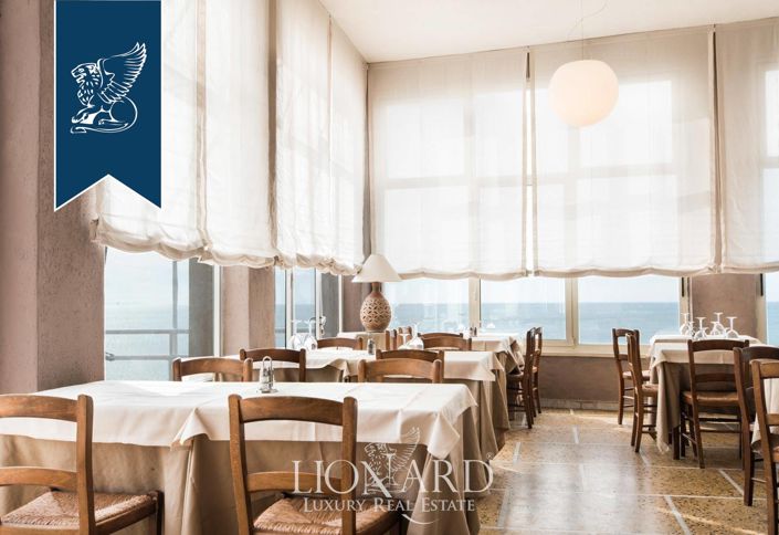 Image No.27-15 Bed Hotel for sale