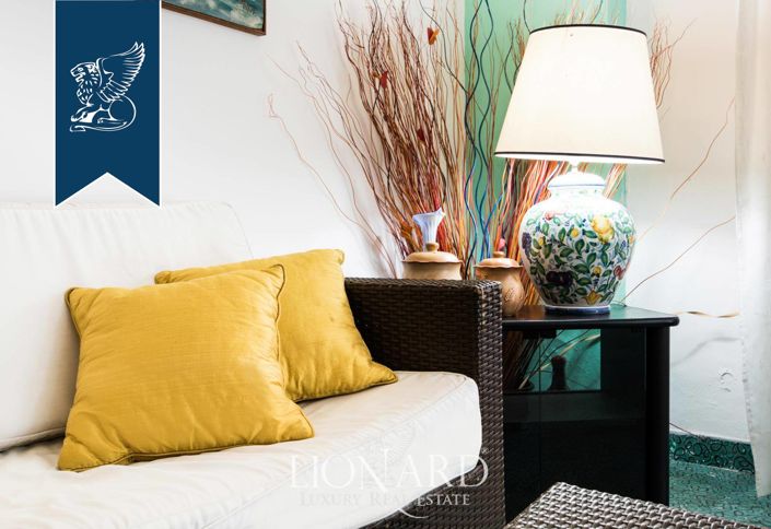 Image No.38-15 Bed Hotel for sale