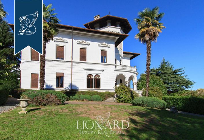 Image No.15-10 Bed Villa for sale