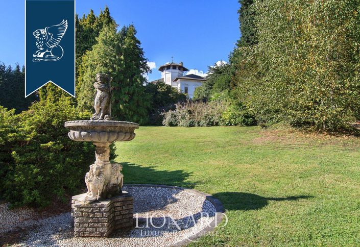 Image No.9-10 Bed Villa for sale