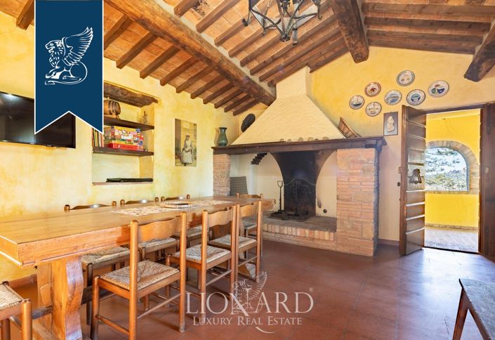 Image No.12-Ferme de 6 chambres à vendre à Pienza