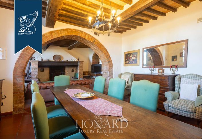 Image No.8-Ferme de 6 chambres à vendre à Pienza