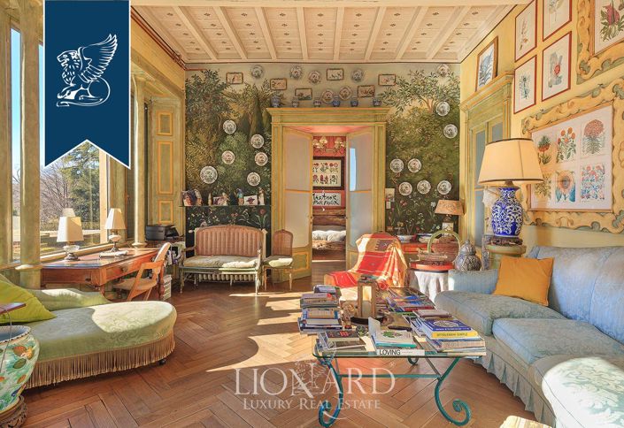 Image No.20-15 Bed Villa for sale