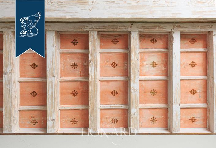 Image No.34-15 Bed Villa for sale