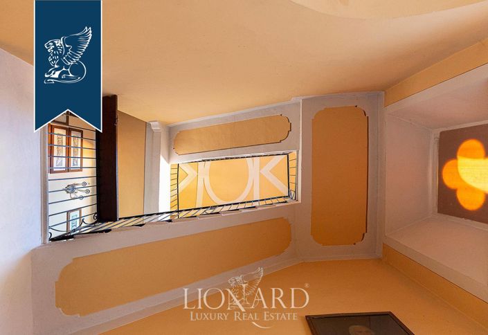 Image No.36-15 Bed Villa for sale